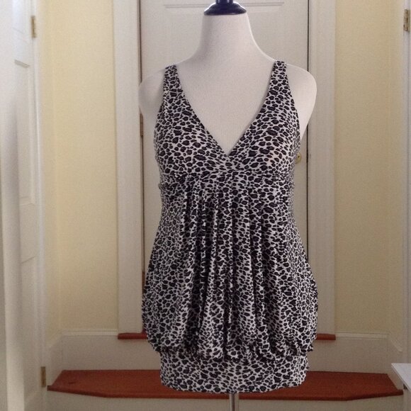 no brand Tops - White black grey leopard print tank top L